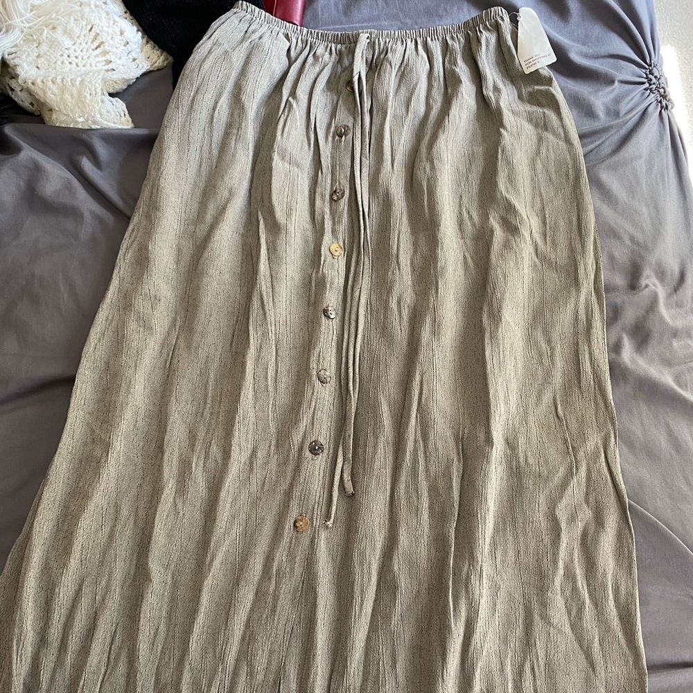 Maxi grey skirt